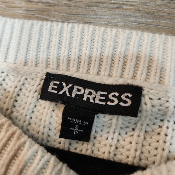 Express Black And Cream Ling Sleeve Knitted Sweater Size Small - Picture 4 of 6